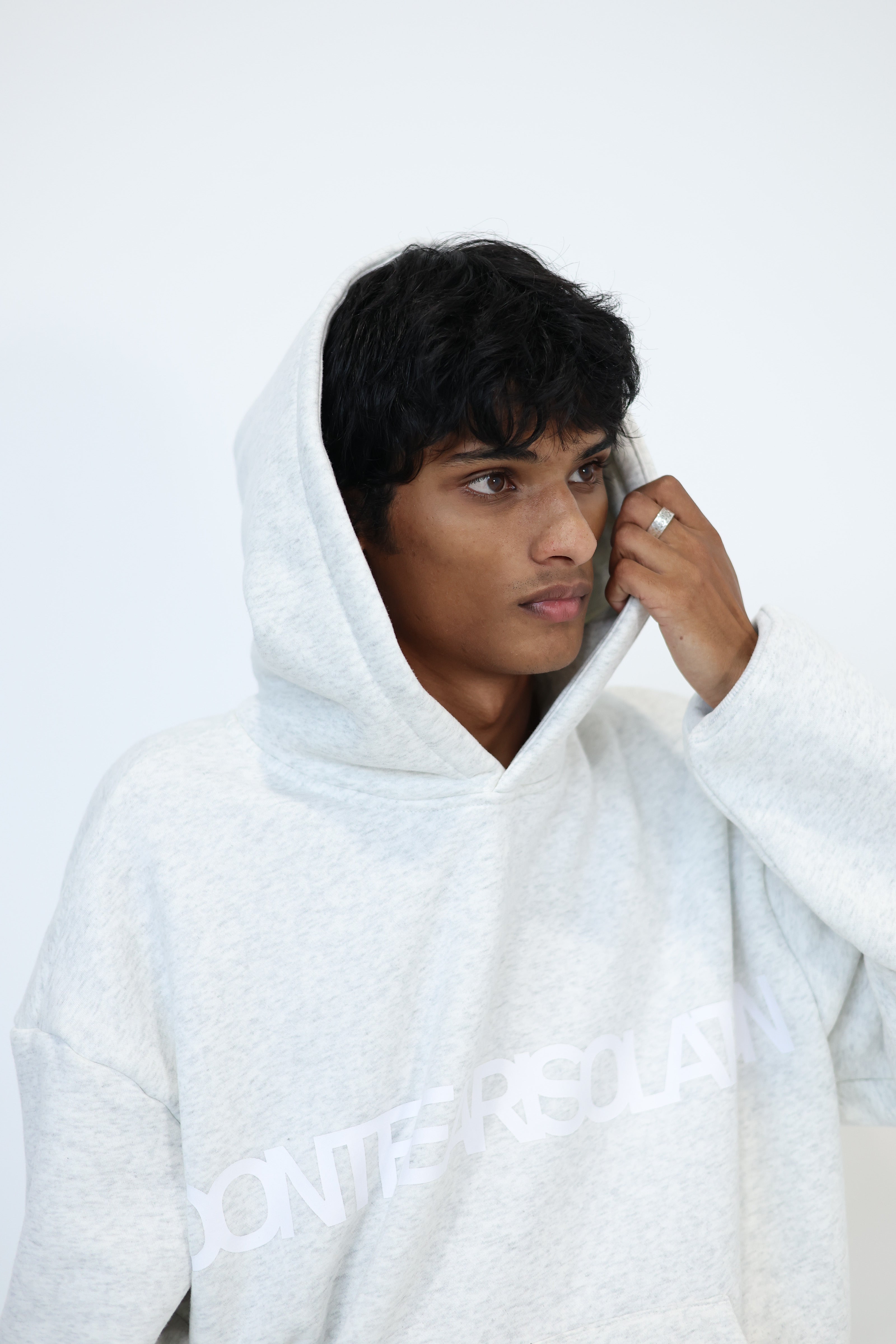 FLEECE HOOD - DUSTY WHITE